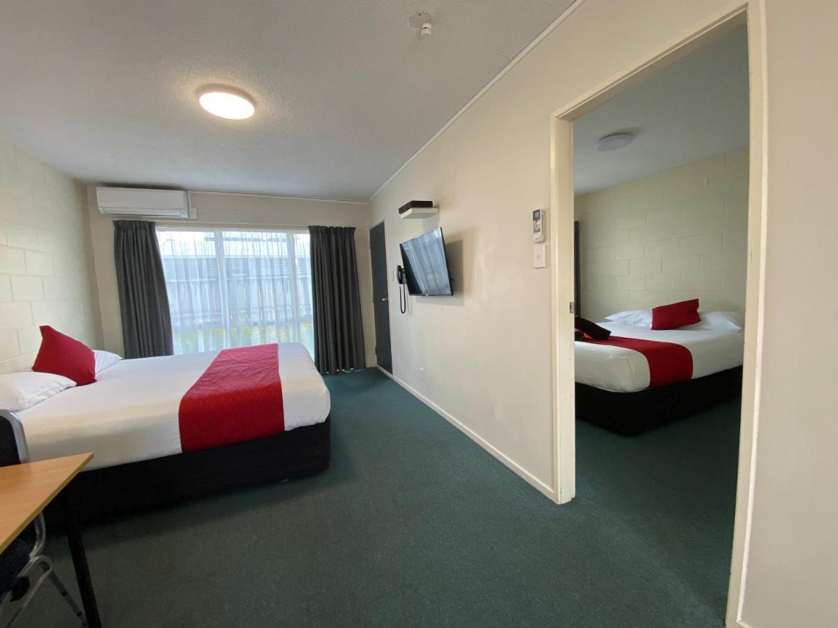 Ulster Apartments Hamilton Exteriör bild